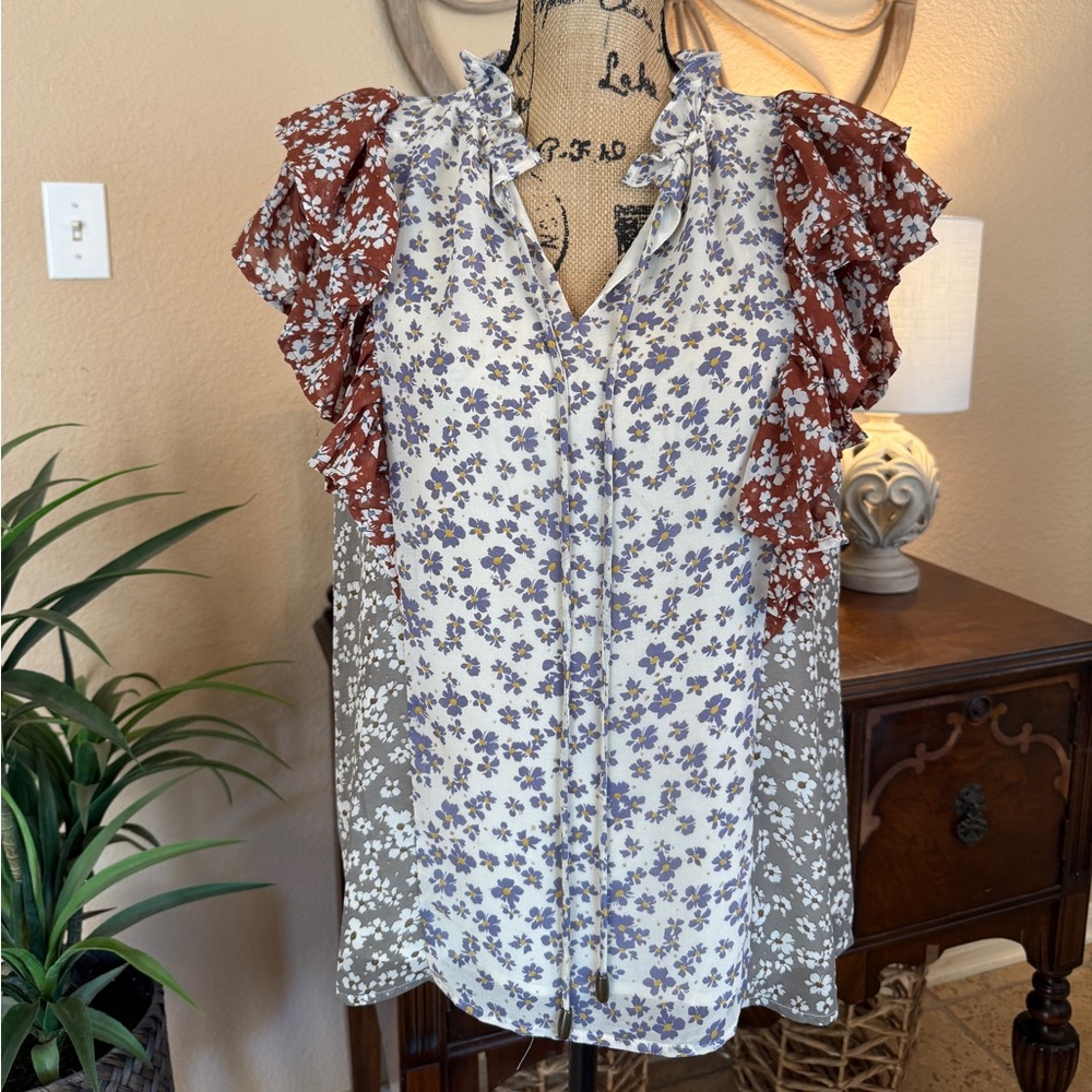 Entro Multicolor Floral Ruffle Sleeve Blouse - Picture 2 of 14
